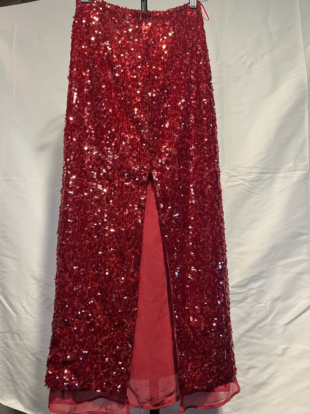 Zara Red Sequin Co-ord Set - strappy crop top and a high-waisted midi skirt XS - Picture 3 of 12
